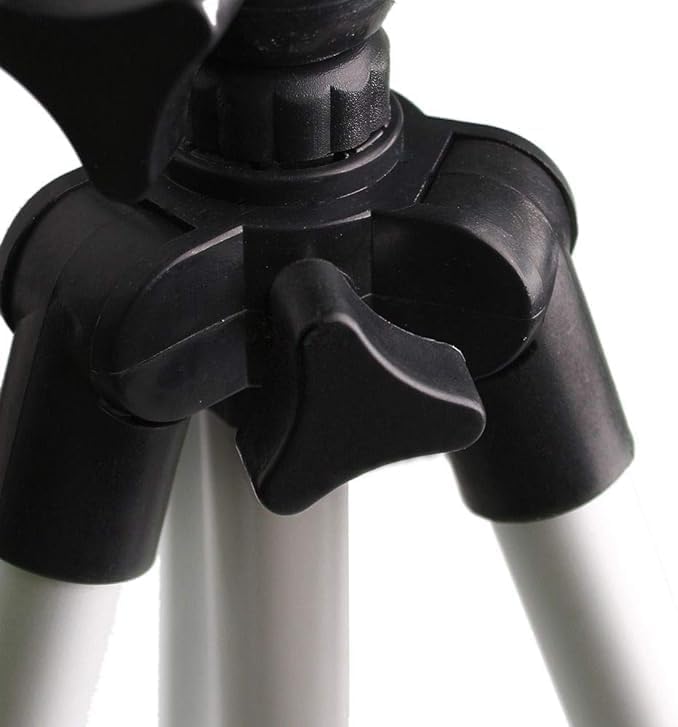 ETH-337: Black and Silver 50-Inch Camera Tripod Stand for Canon EOS Series (1100D, 500D, 550D, 600D) Image